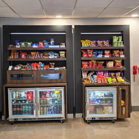 Hampton Inn Commerce Eksteriør billede