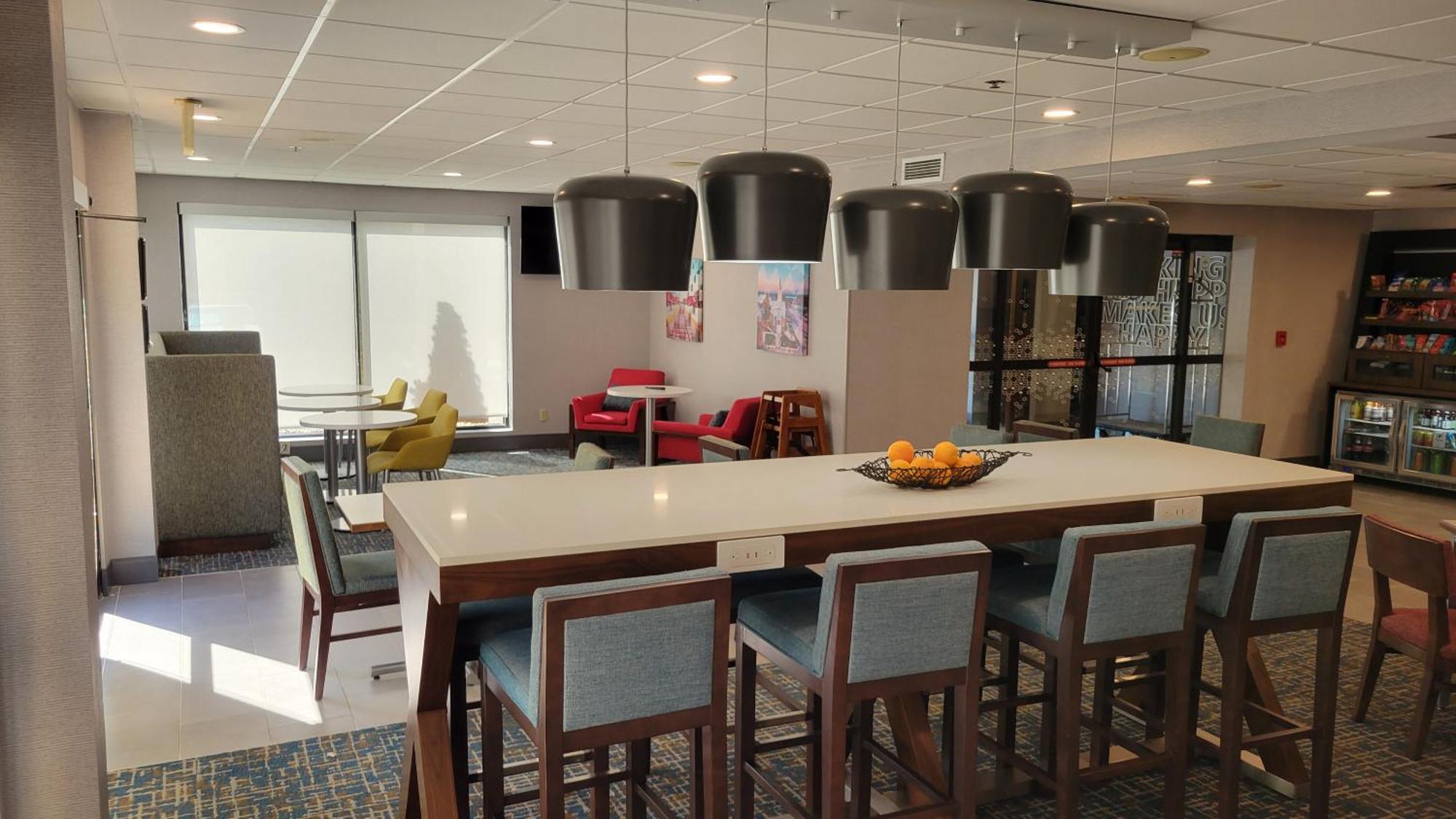 Hampton Inn Commerce Eksteriør billede