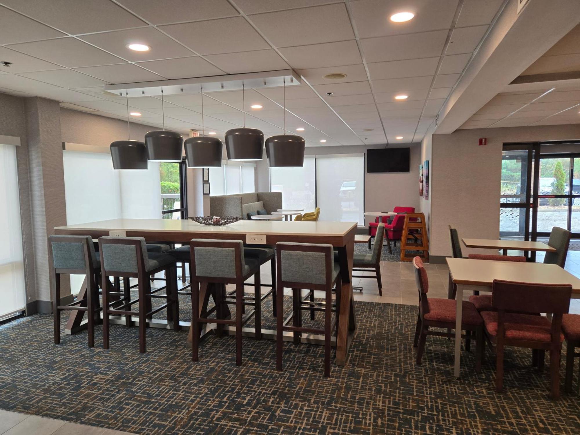 Hampton Inn Commerce Eksteriør billede